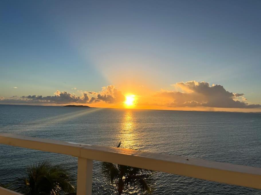 Beautiful Ocean Blue Love Oceanfront Apartment Фахардо Екстер'єр фото